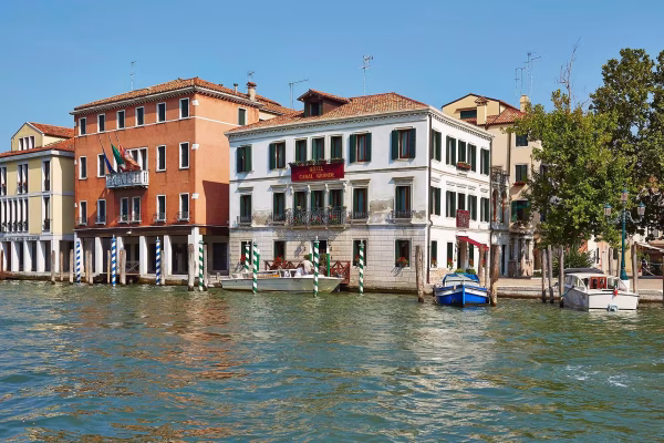 Venice Canal Boutique Hotel