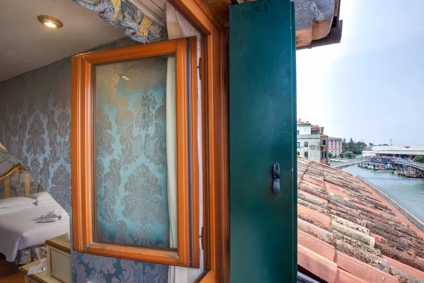 Venice Canal Boutique Hotel